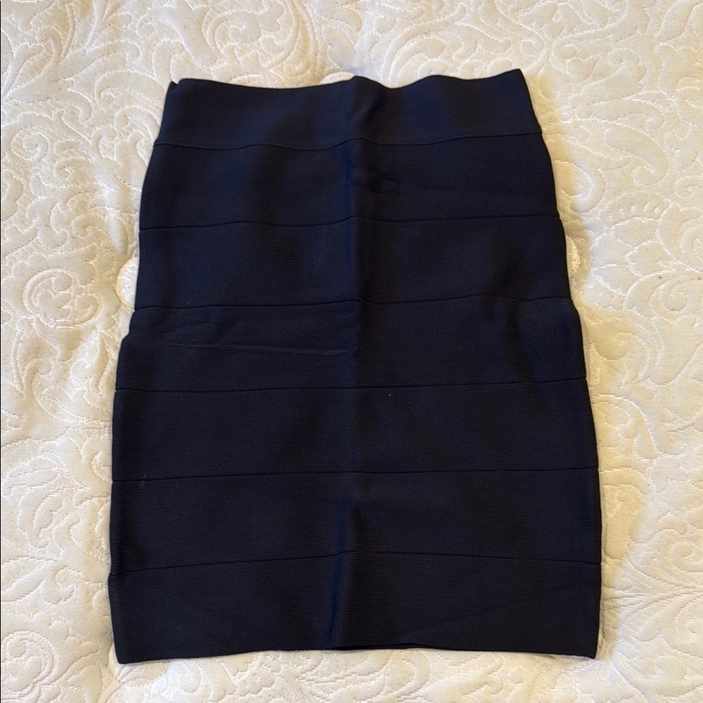 BEBE BANDAGE SKIRT